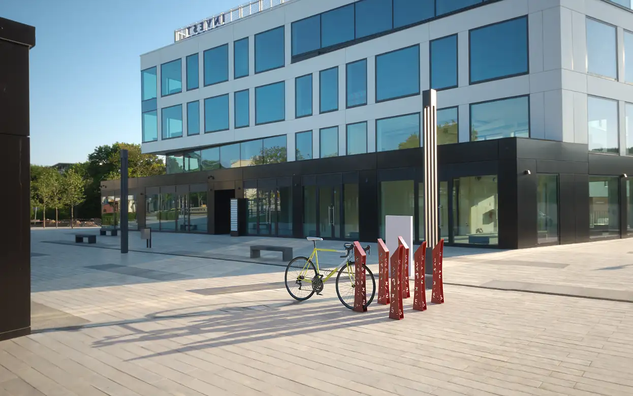 Preview of Bollards & Bike Racks placement.