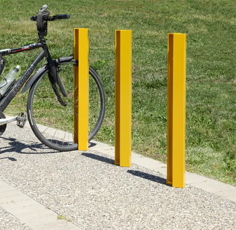 Preview of Bollards & Bike Racks placement.