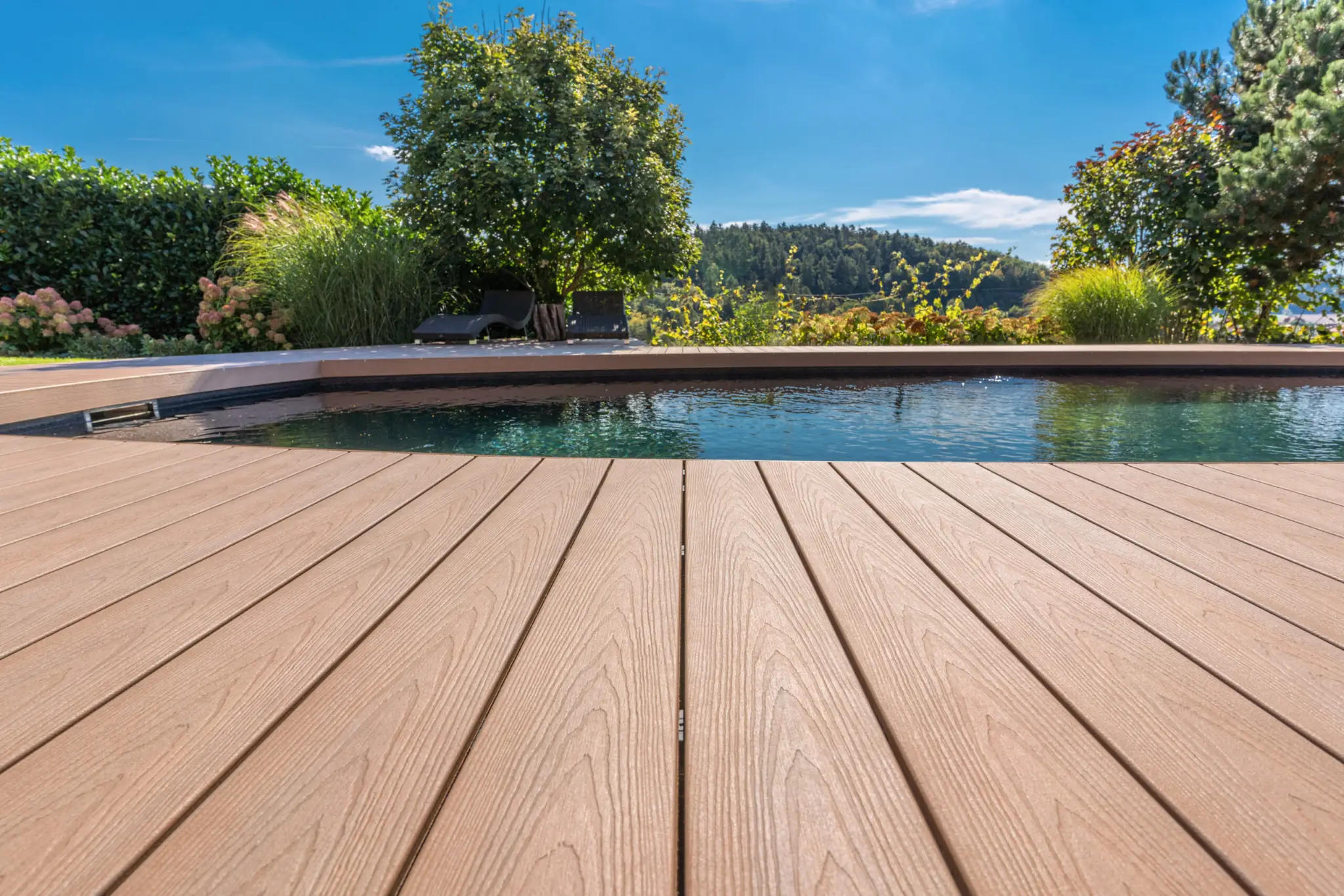 Preview of Synthetic Deck placement.