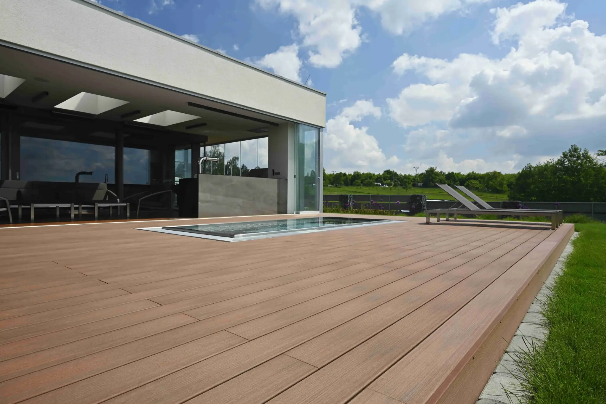Preview of Synthetic Deck placement.